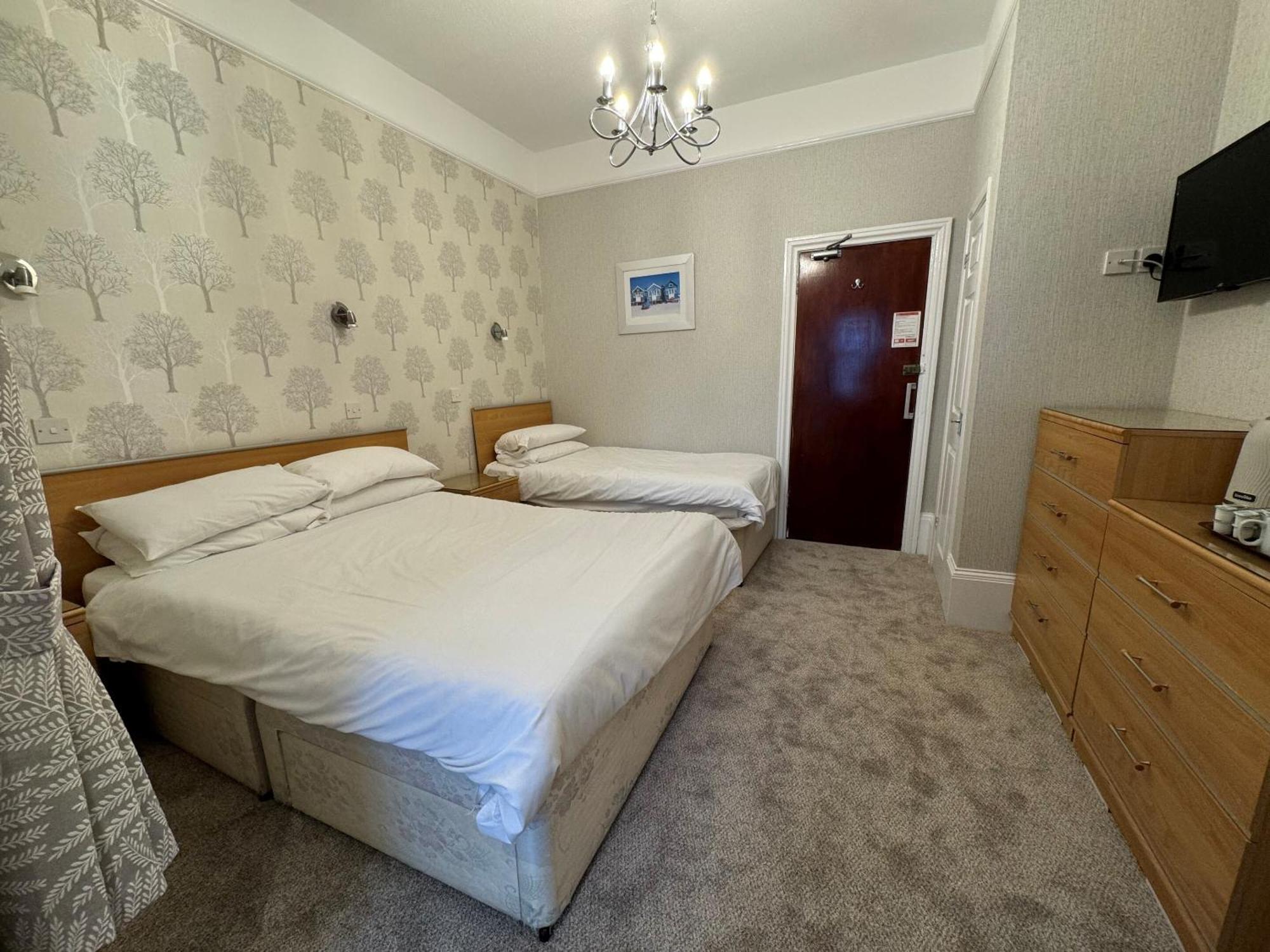 Haddon Hall Hotel Eastbourne Rum bild