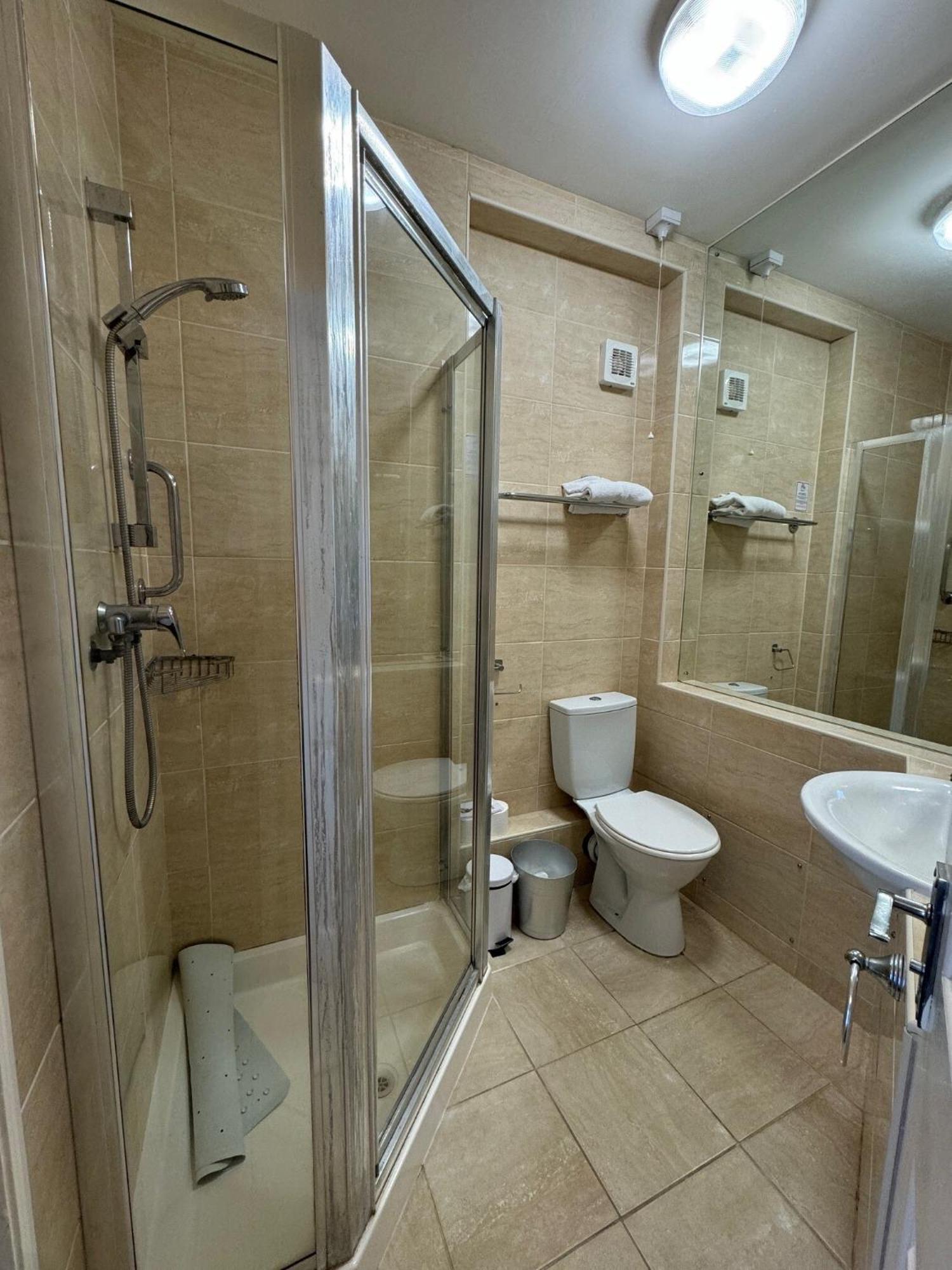 Haddon Hall Hotel Eastbourne Rum bild