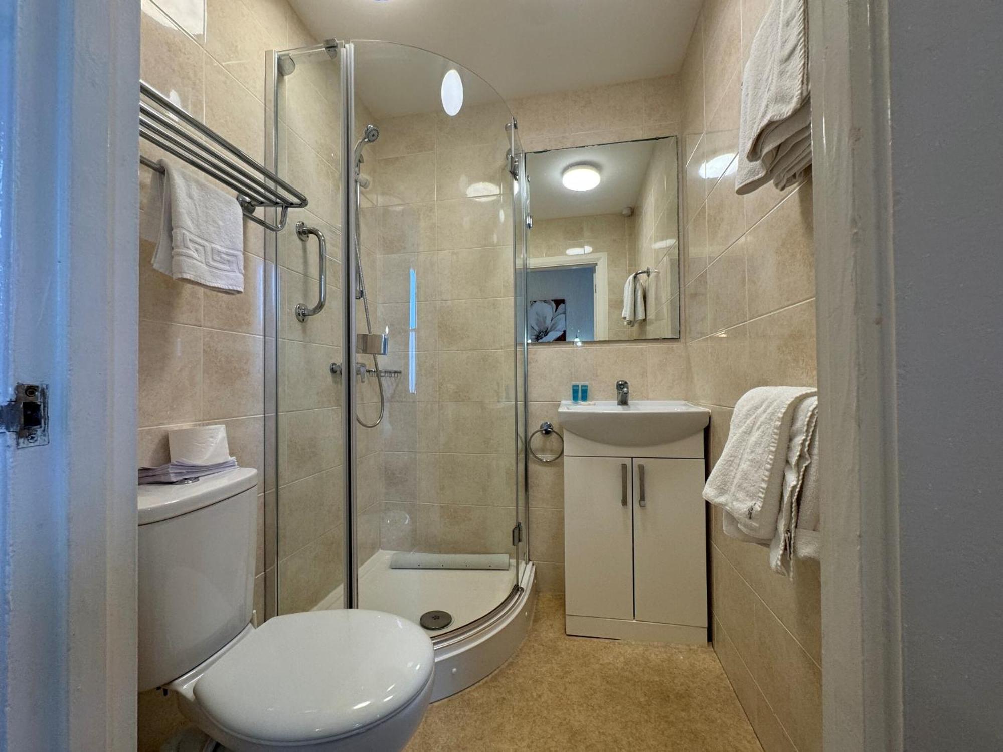 Haddon Hall Hotel Eastbourne Rum bild