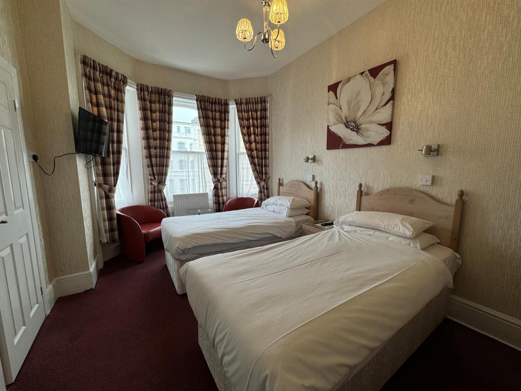 Haddon Hall Hotel Eastbourne Rum bild