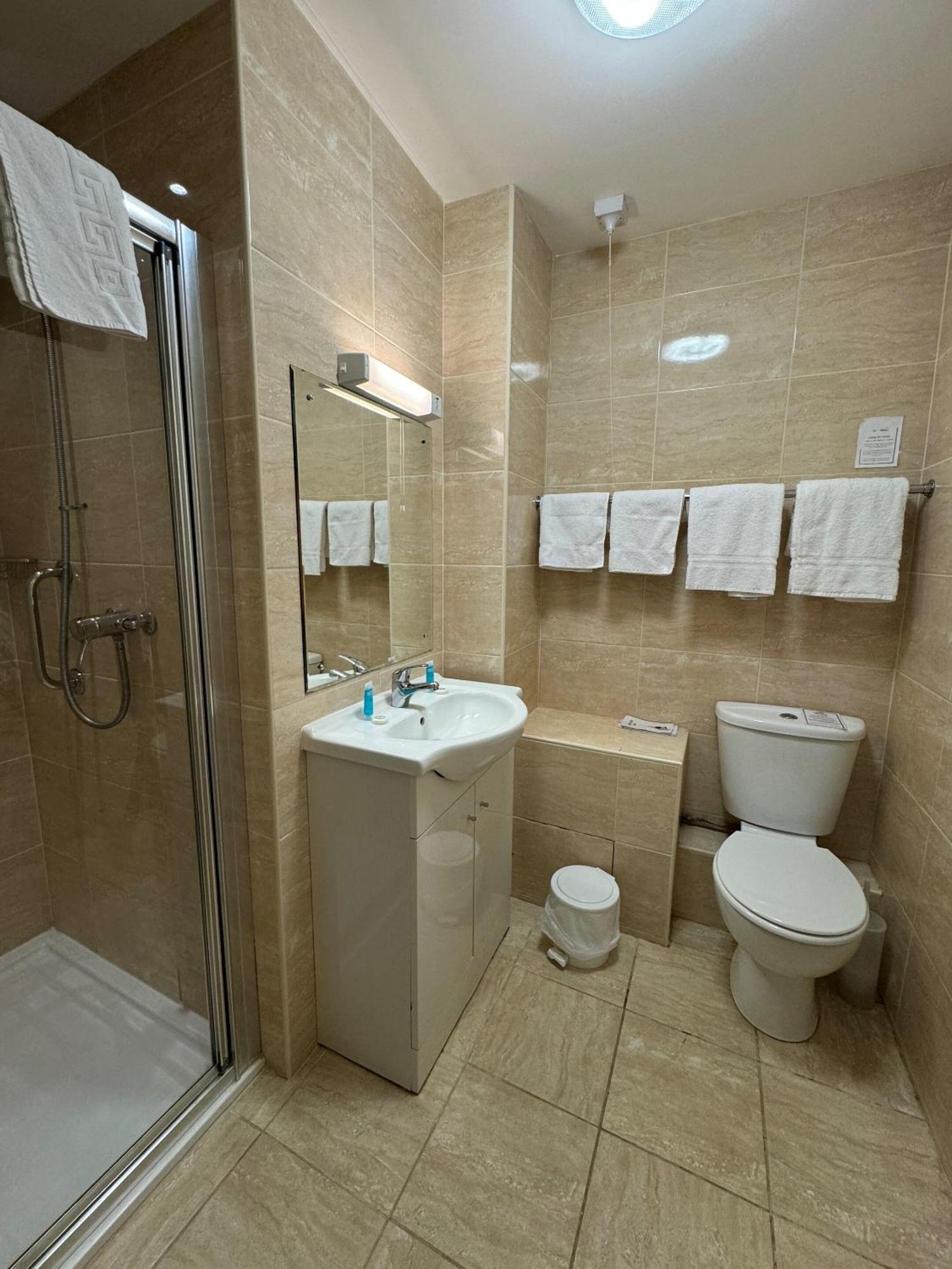 Haddon Hall Hotel Eastbourne Rum bild